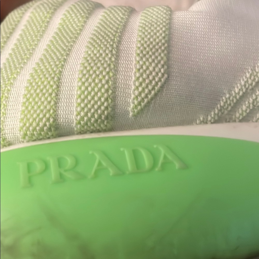 Prada Shoes - Picture 13 of 17